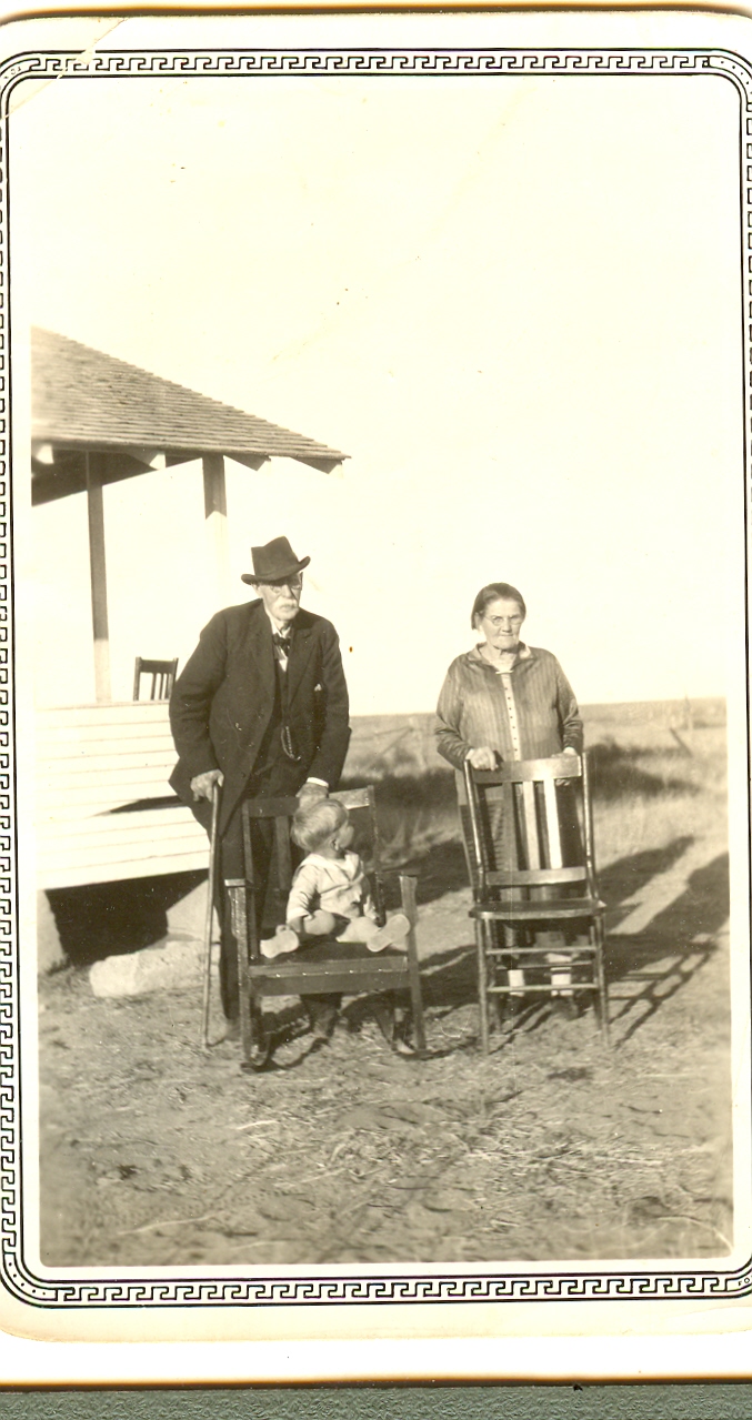 Eli Heath Family circa 1907