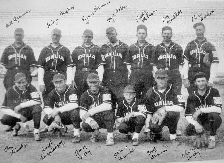 1939 Idalia Mens Baseball Team